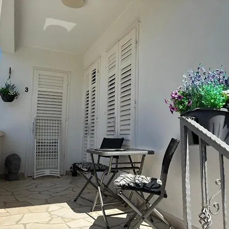 Karina Apartman