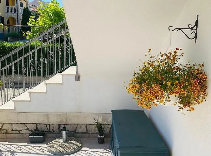 Karina Apartman Supetar