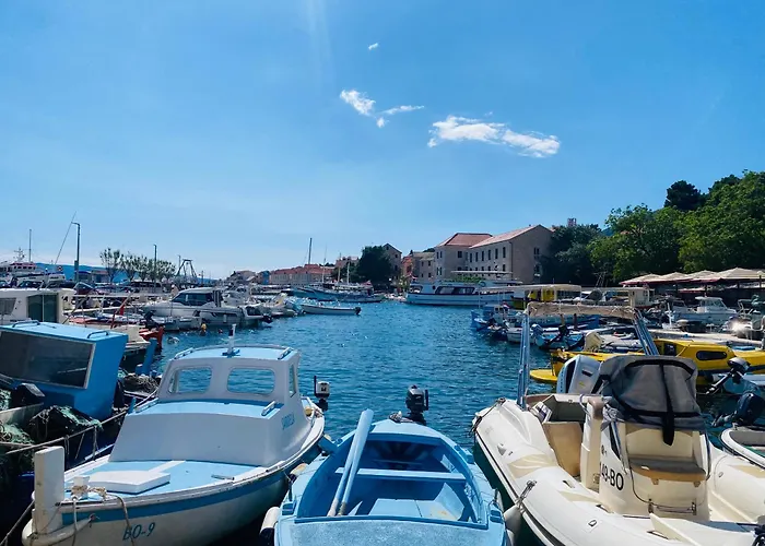 Karina Apartman Supetar