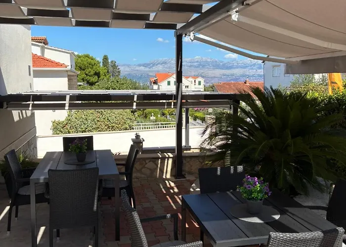 Karina Apartman Supetar
