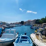 Karina Apartament Supetar
