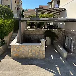 Karina Apartament *