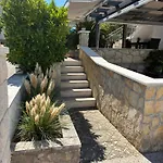 Apartament Karina *